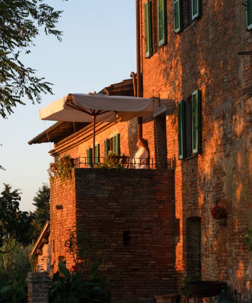 DSC03063-Recoveredweb2woman1